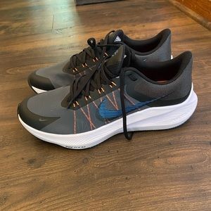 NIB Mens Nike Winflo 8